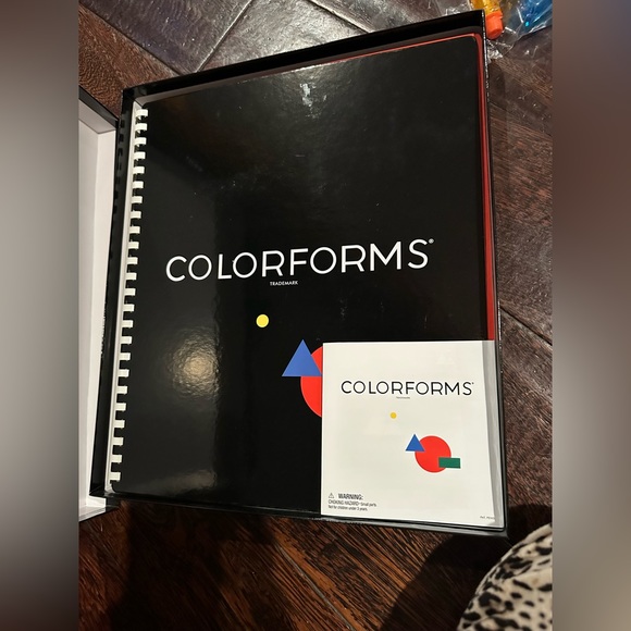 NIB Colorforms - great gift for kid 🤩 S3 - Picture 6 of 8